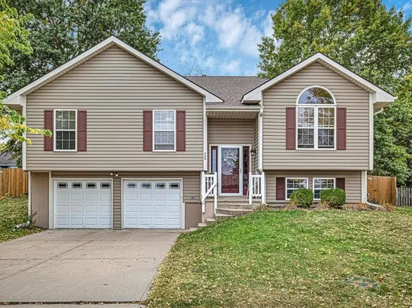 809 Southbrook Pkwy, Kearney, MO 64060