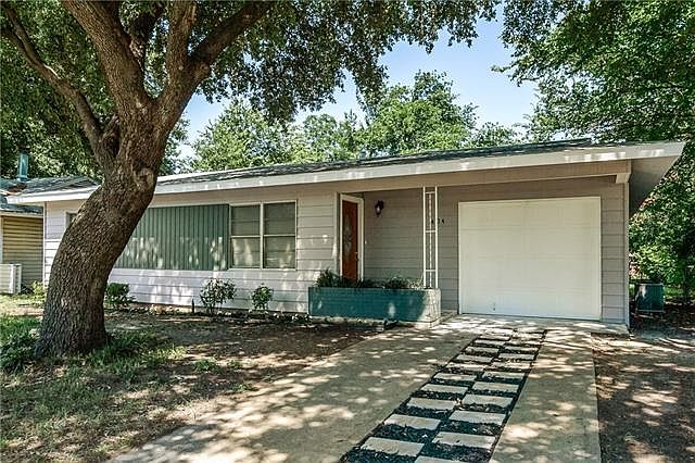 1st image of 404 Highland Dr