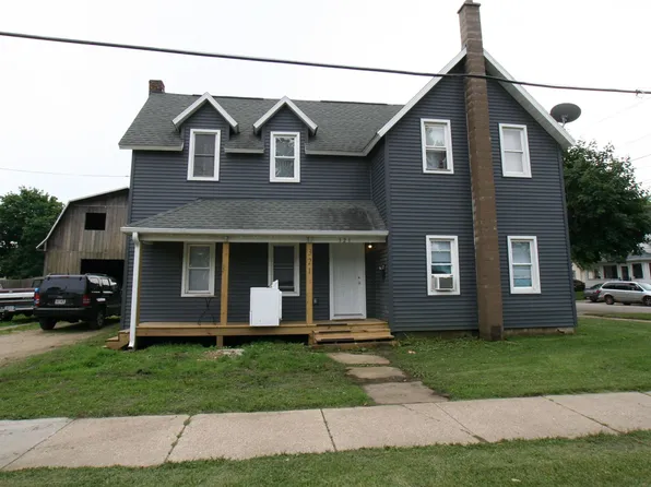 321 W Racine St, Janesville, WI 53548