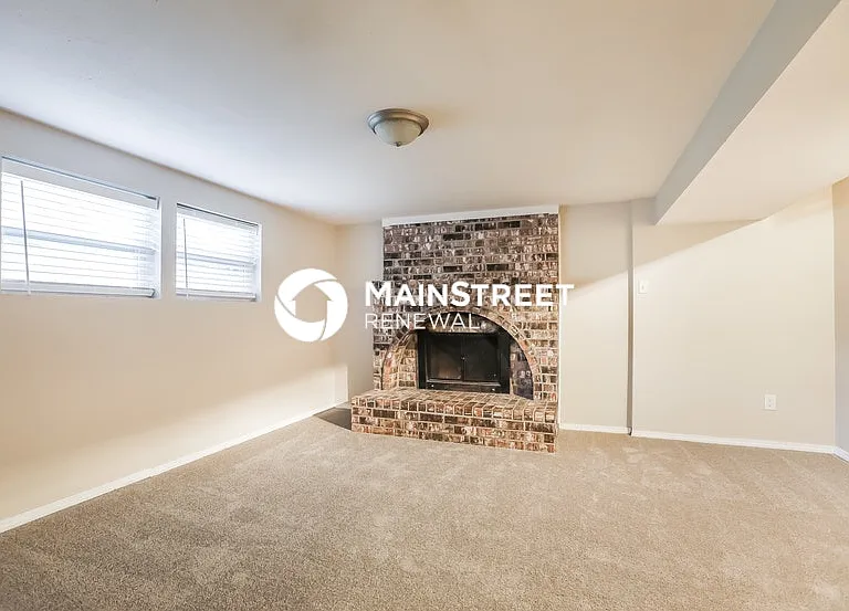 1604 N Glen Ellyn St — Photo 9