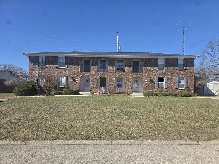 542 Maple Tree Ln — Photo 14