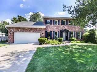 107 Rue Vue Du Lac, East Peoria, IL 61611