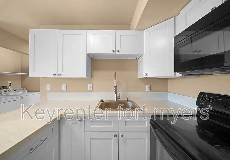 13405 Pine Needle Ln — Photo 9