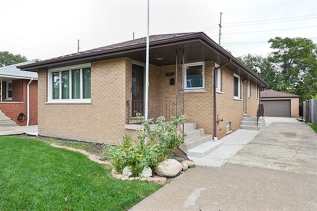 1st image of 1913 Schrage Ave