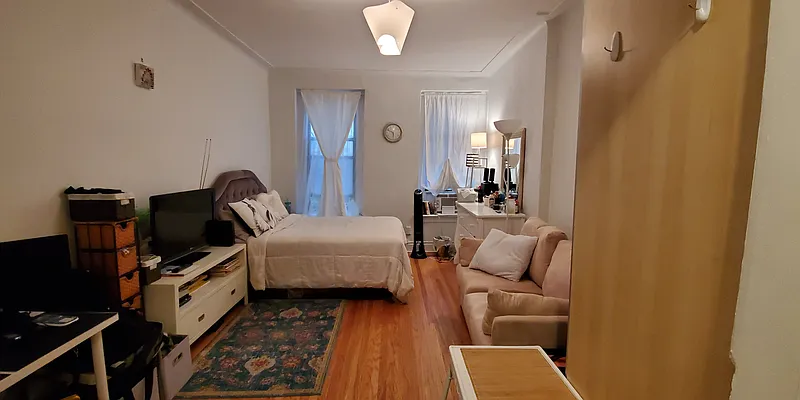 Rented by Avi Nash Associates | media 1