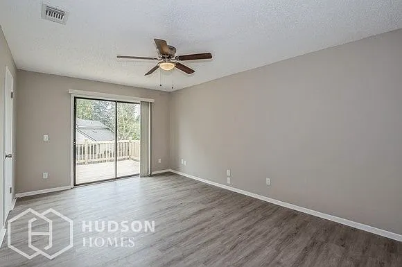 1028 Burnett St — Photo 7