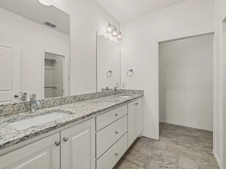 5708 Lehigh St — Photo 15