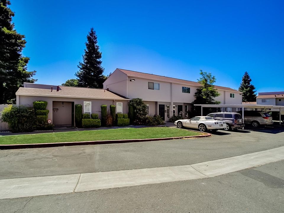 1st image of 54 El Basset Court
