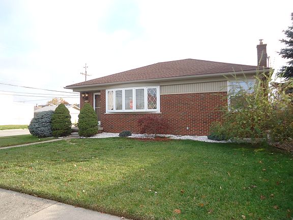 3rd image of 4005 23rd St