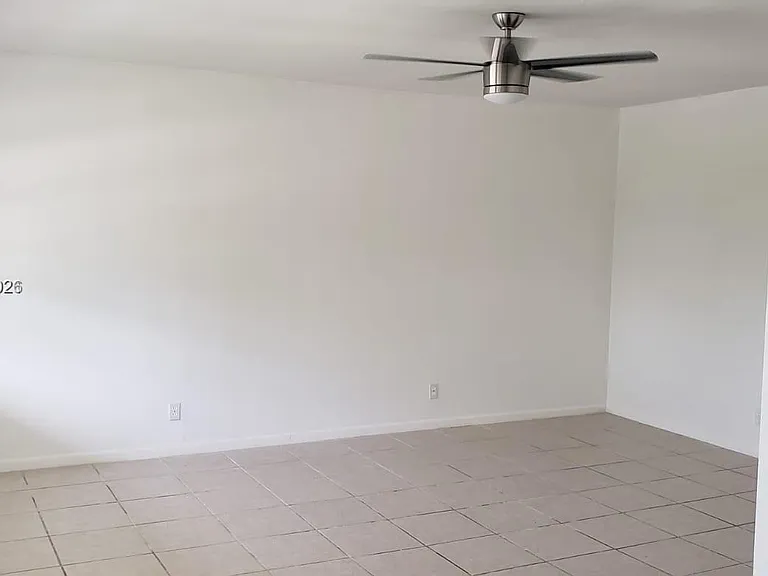 320 Fanshaw Way #320-H — Photo 5