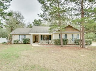 150 W Picasso Cir, Defuniak Springs, FL 32433