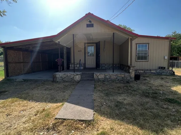 440 Humphrey St, De Leon, TX 76444