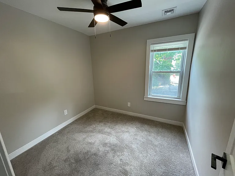 456 N State St #1 — Photo 18