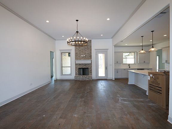 3rd image of 16527 Cooper Way