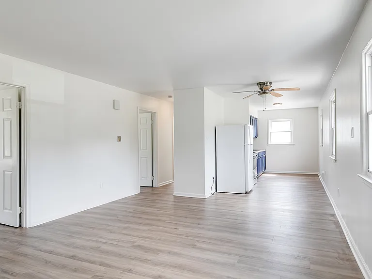 1600 Pollock St #B — Photo 13
