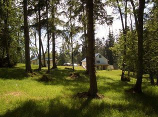 617 Spitfire Ln, Oak Harbor, WA 98277
