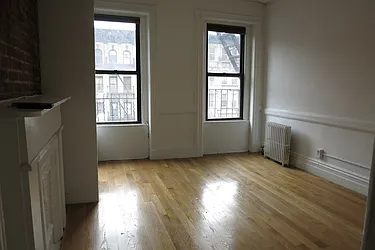 Rented by Manhattan Best Realty, Inc.