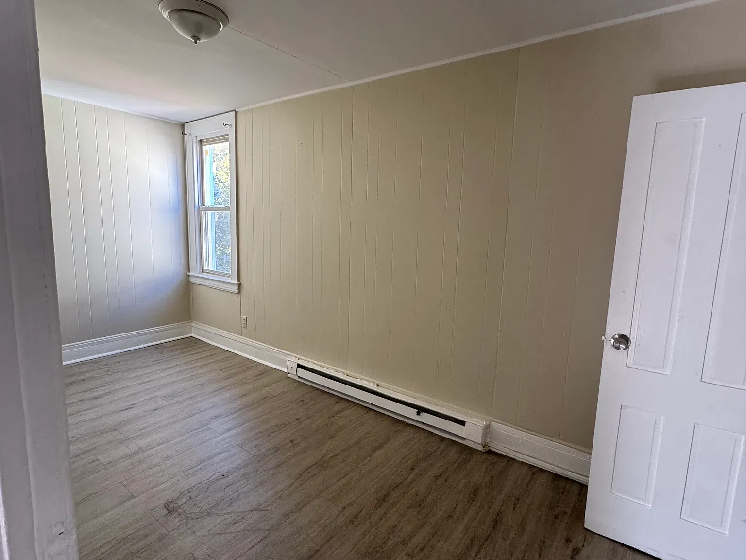 3 bed, $2,195 — Photo 4
