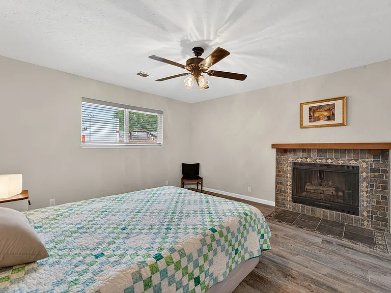 420 Colusa Pl — Photo 33
