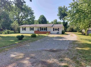 11711 E Radisson Rd, Mount Vernon, IL 62864