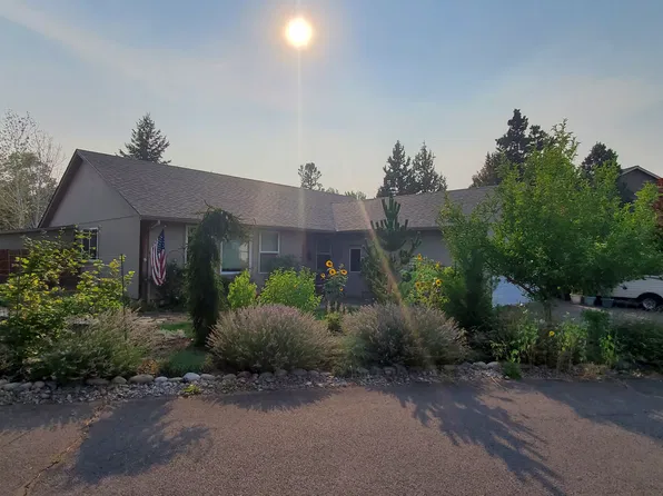 20691 Justice Ln, Bend, OR 97701