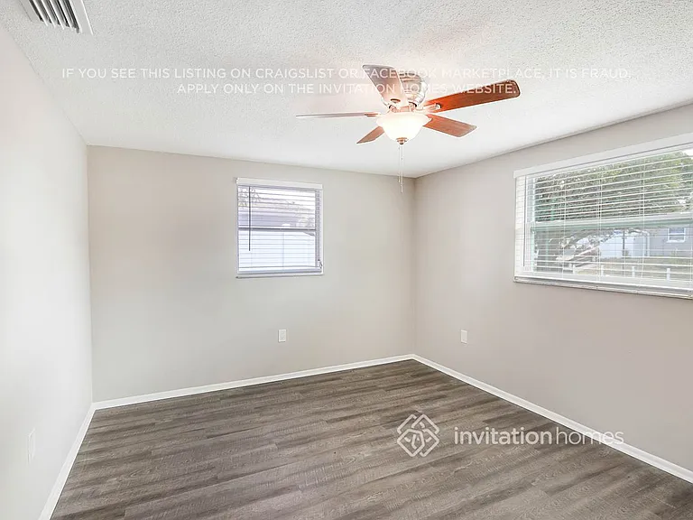 7935 Fox Hollow Dr — Photo 17