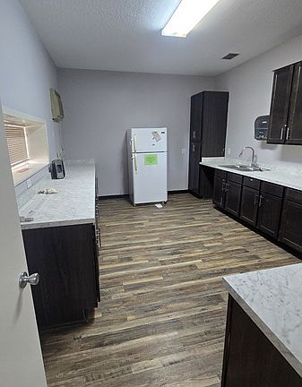 4th image of 307 Pope St #B