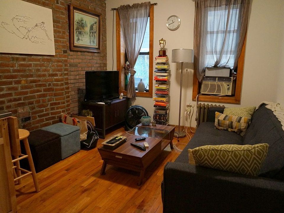 1st image of 258 W 15th St APT 1RE