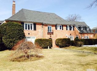 5 Point Cres, Malba, NY 11357