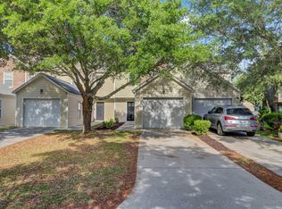 8660 Roanoke Dr, Charleston, SC 29406