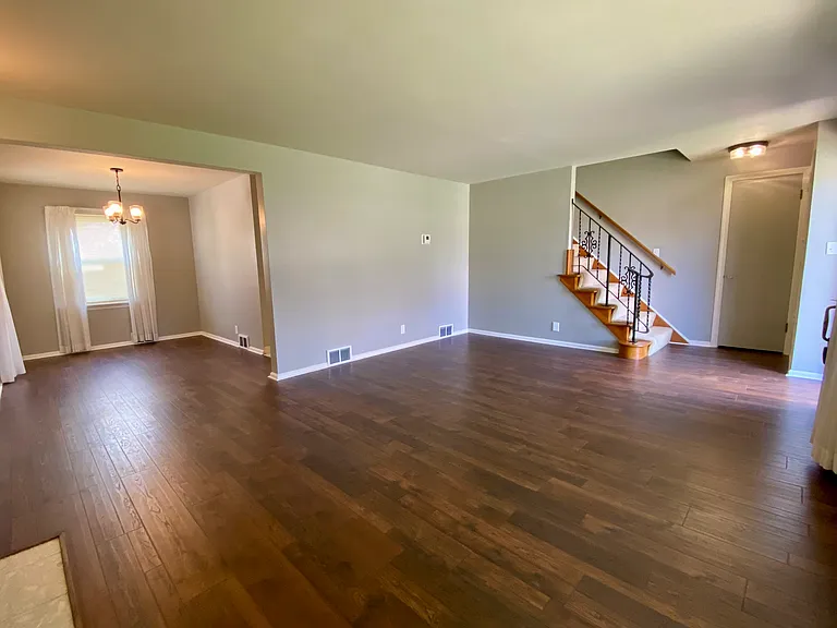 2510 Ridgedale Ave NW — Photo 5