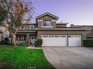 16458 Sun Summit Dr, Riverside, CA 92503