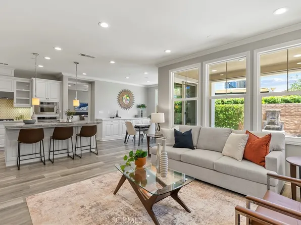 135 Garcilla Dr, Rancho Mission Viejo, CA 92694