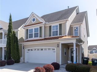 404 Cottage Way, Virginia Beach, VA 23462