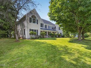 73 Fields End Drive, Glenmont, NY 12077