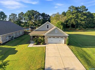 23749 Glover Rd, Athens, AL 35613