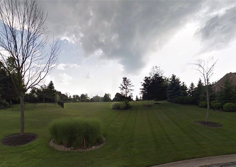 2nd image of Highland Cir