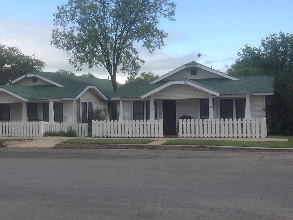1st image of 104 W Avenue B