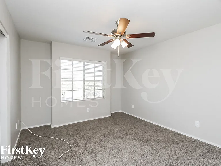 707 E Blossom Rd — Photo 11