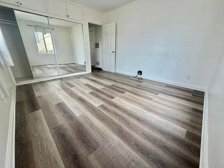 1204 E Imperial Ave — Photo 9