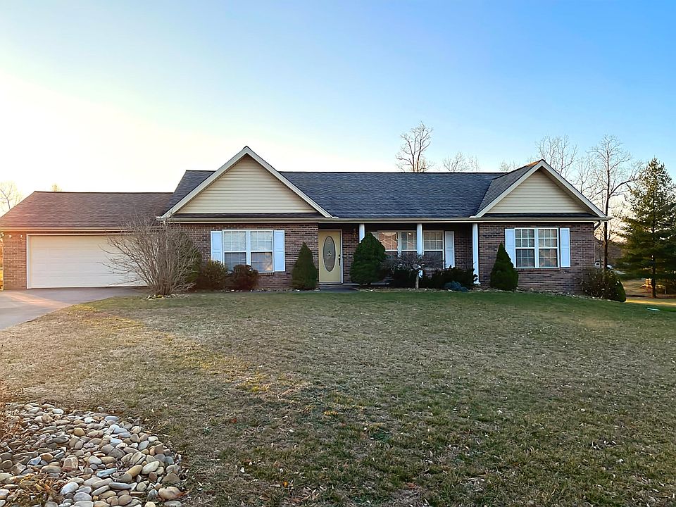 1st image of 1548 Foxfire Cir