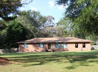 1103 Fortenberry Cir, McComb, MS 39648