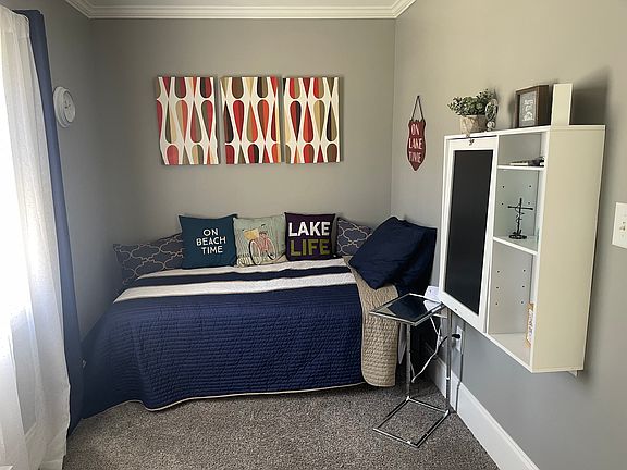 Downstairs bedroom/office