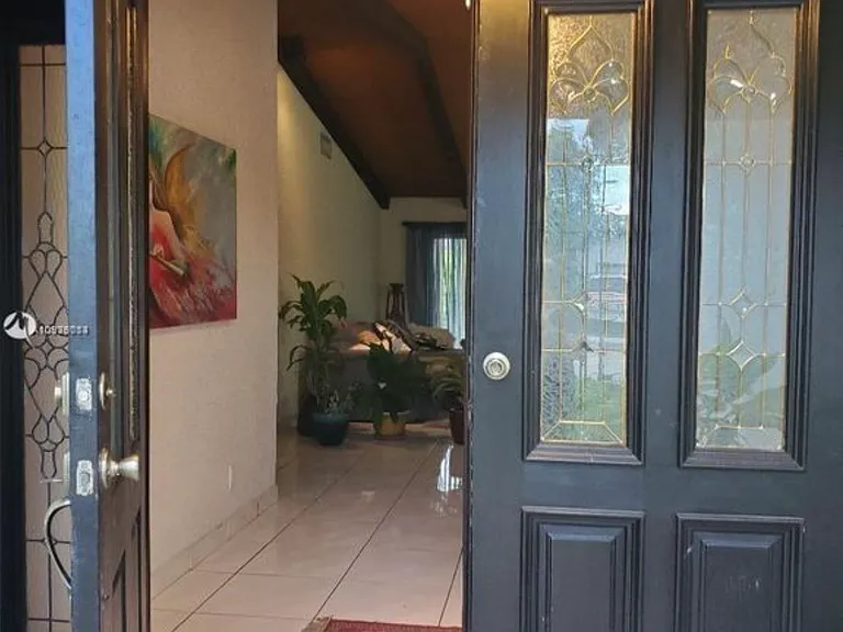 11405 SW 112th Ter — Photo 6