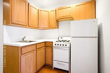 Rented by J. Lemle Real Estate