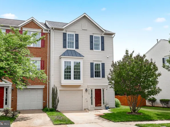 21782 Willesden Junction Ter, Sterling, VA 20166