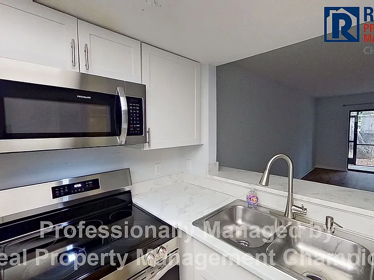 4305 Holly Tree Rd — Photo 5