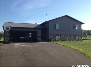 8590 W Jellen Rd, Spooner, WI 54801