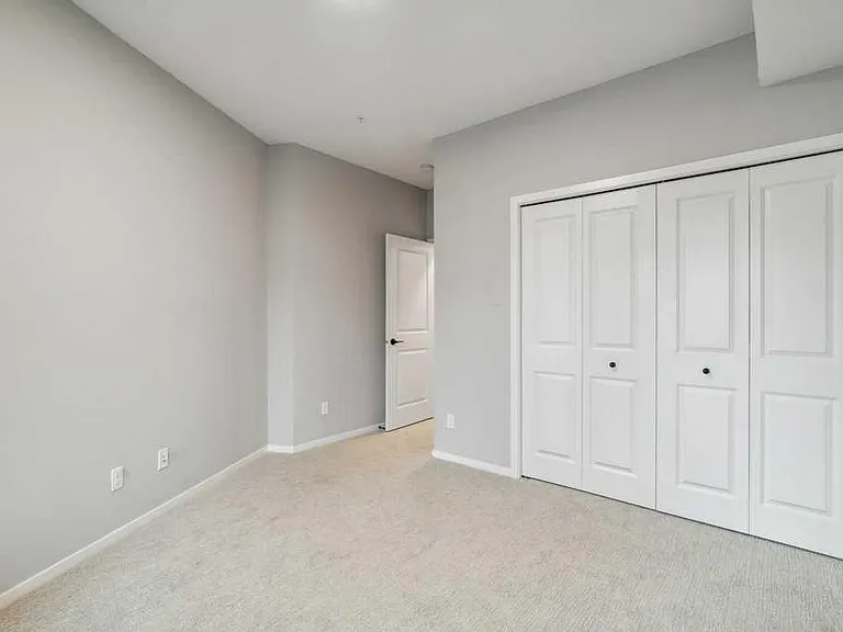 140 Mahogany St S #106 — Photo 15