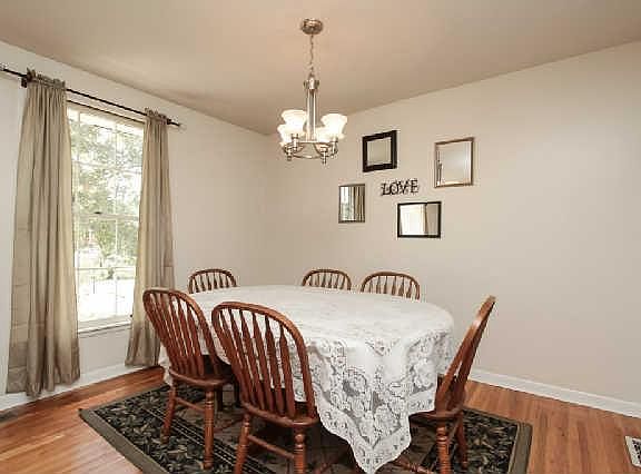 3rd image of 172 Lakeside Park Dr